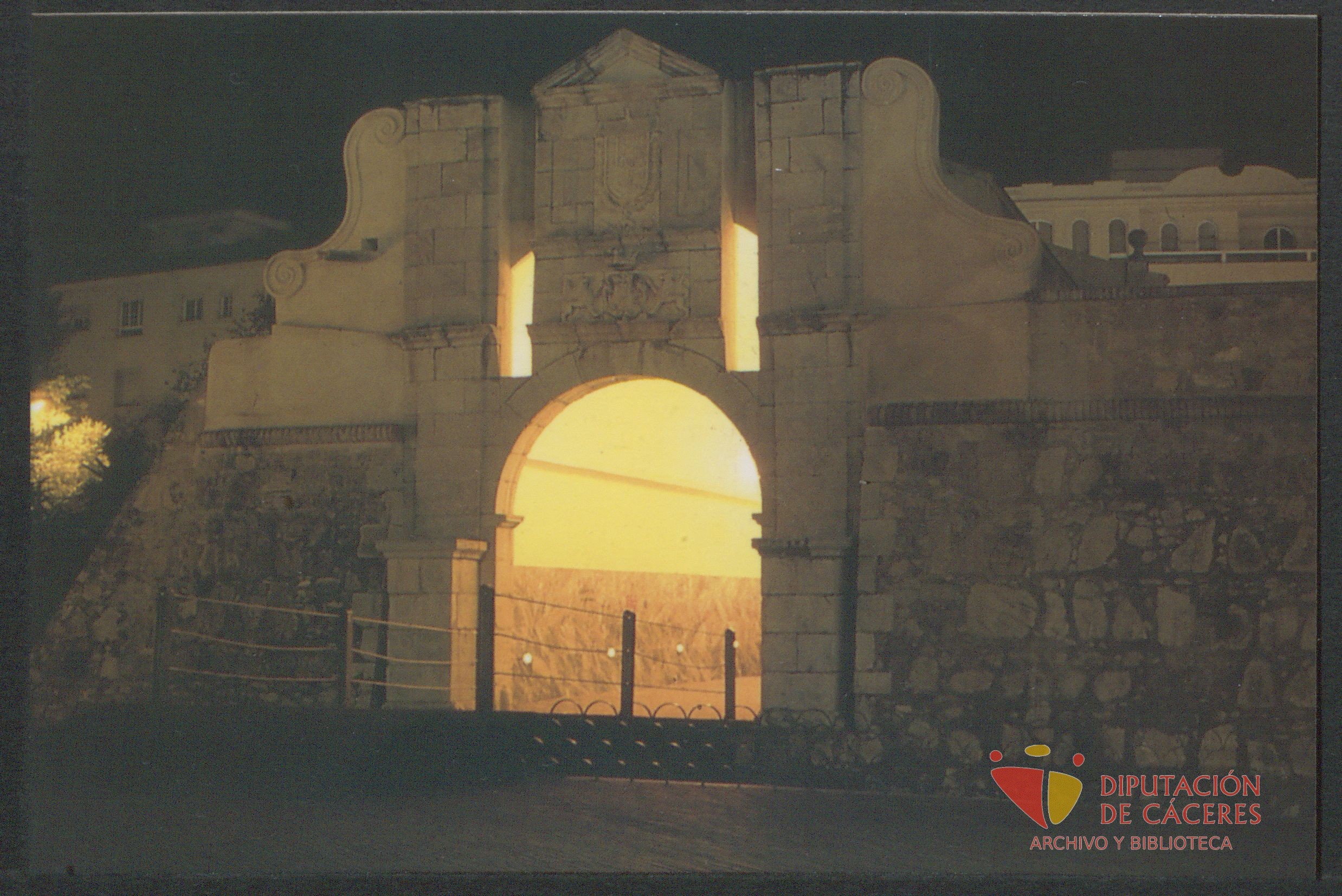 Puerta del Pilar en Badajoz.